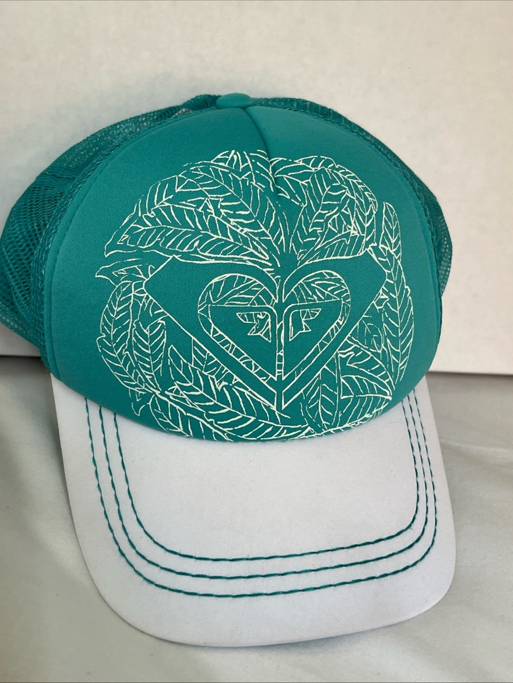Roxy Women's Teal and White Mesh Trucker Hat